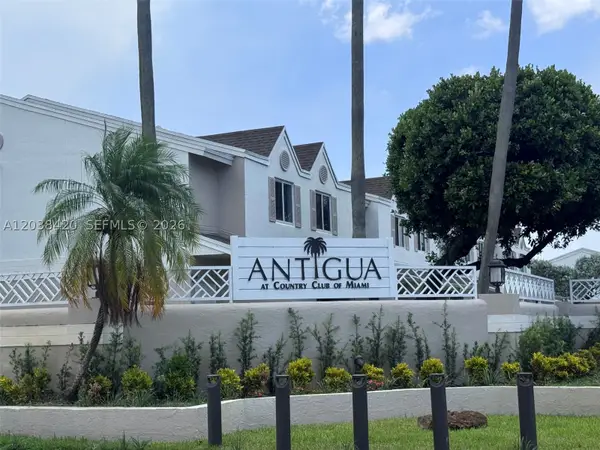 17425 NW 67th Pl #N-13, Hialeah, FL 33015