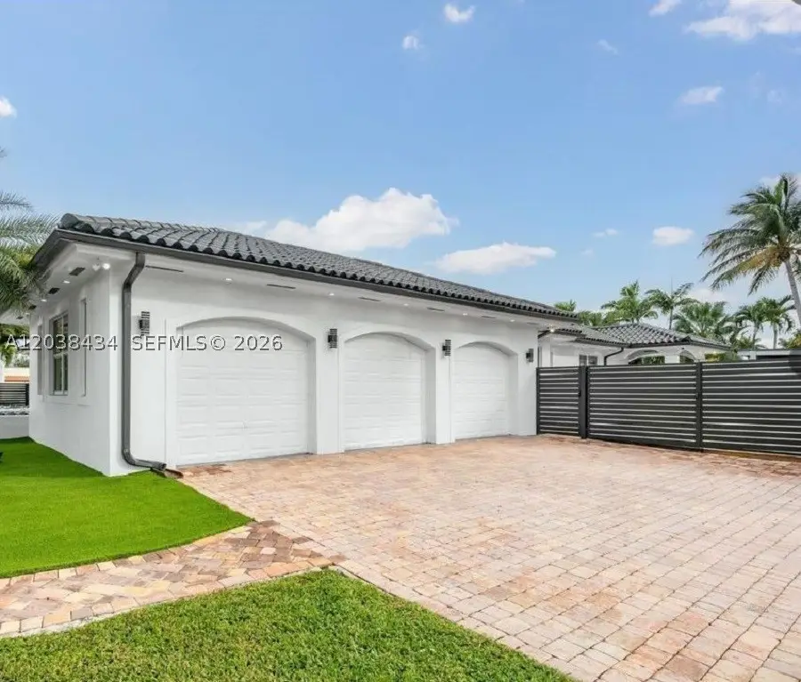 11390 SW 30th St, Miami, FL 33165 - #3