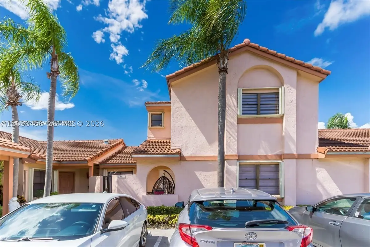 6533 NW 170th Ln, Hialeah, FL 33015 - #1