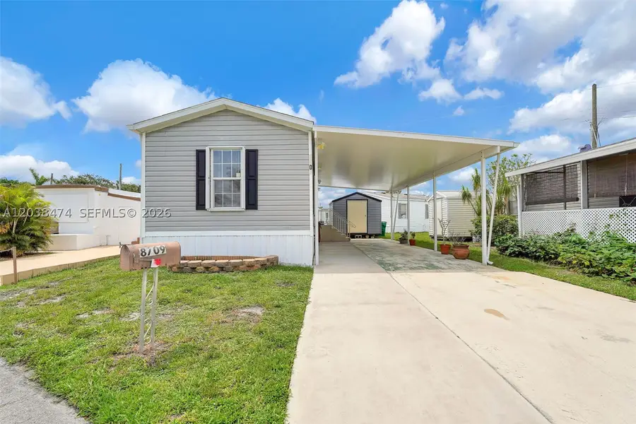 8709 SW 17th Ct, Davie, FL 33324 - #2