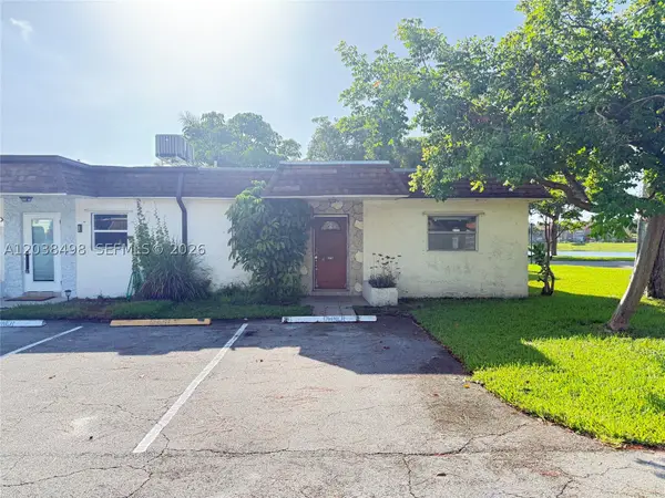 417 SW Natura Ave #A, Deerfield Beach, FL 33441