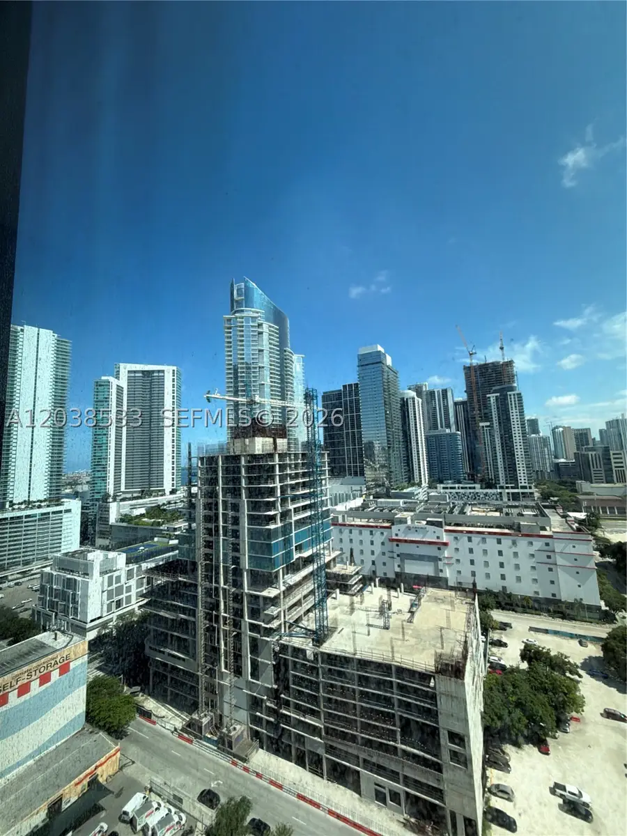 20 NE 11th St #5305, Miami, FL 33132 - #3