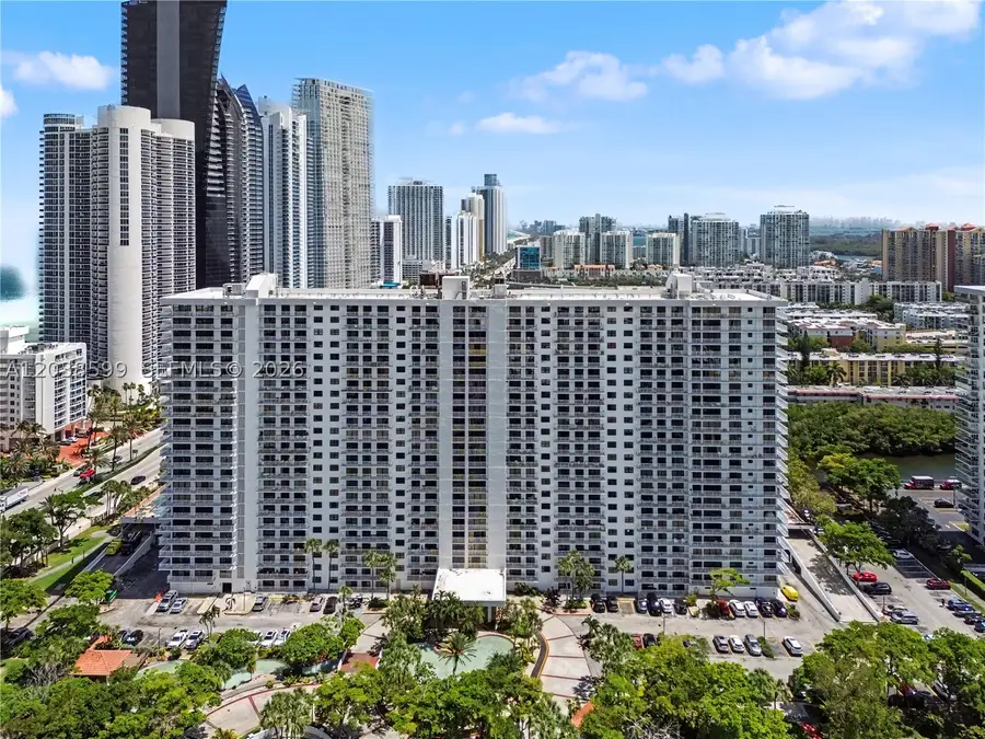 210 174th St #M18, Sunny Isles Beach, FL 33160 - #2