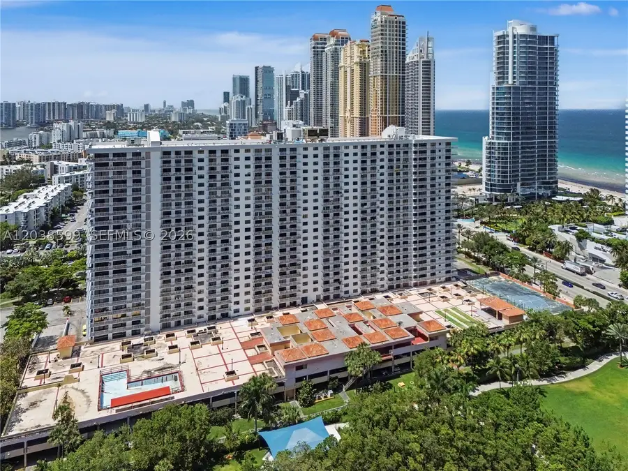 210 174th St #M18, Sunny Isles Beach, FL 33160 - #3