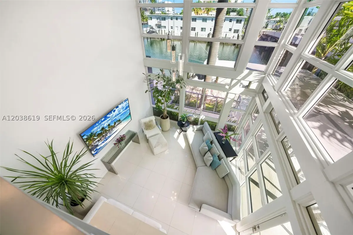 39 N Shore Dr, Miami Beach, FL 33141 - #1