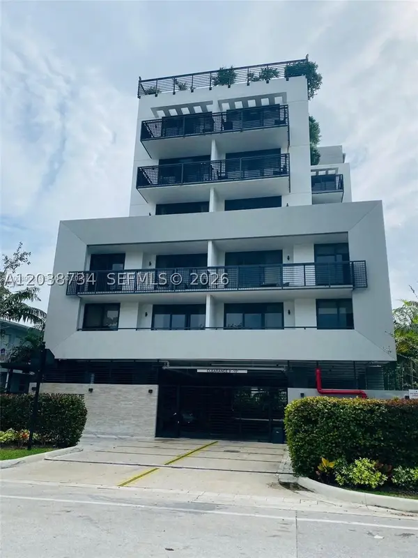 1120 98th St #301, Bay Harbor Islands, FL 33154