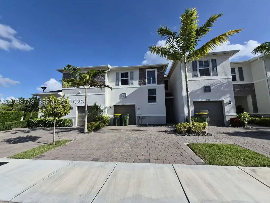 834 SE 16th Ct, Homestead, FL 33034 - #1