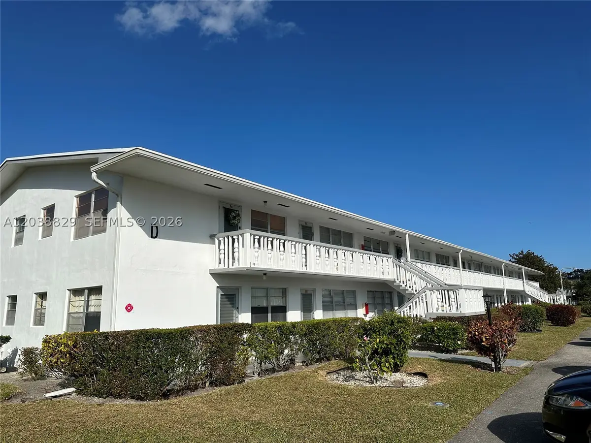 89 Berkshire D #89, West Palm Beach, FL 33417 - #1