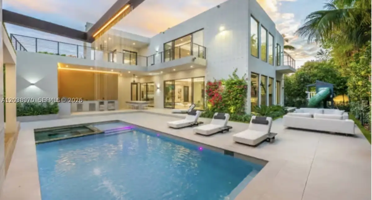 4115 Park Ave, Miami, FL 33133 - #1
