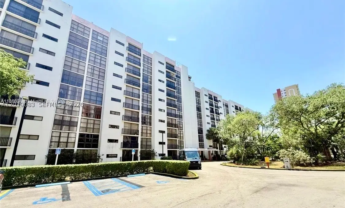 16909 N Bay Rd #116, Sunny Isles Beach, FL 33160 - #1
