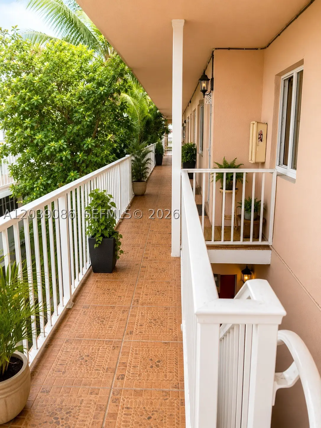 549 Meridian Ave #12, Miami Beach, FL 33139 - #1
