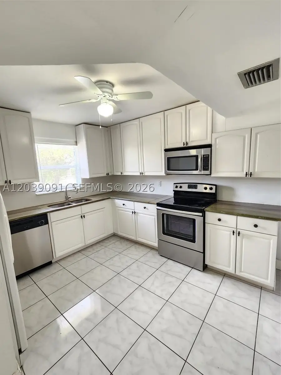 7966 SW 7th Ct, North Lauderdale, FL 33068 - #3