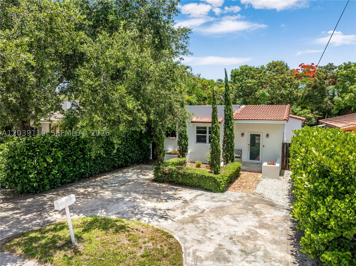 2209 SW 57th Ct, Miami, FL 33155 - #1