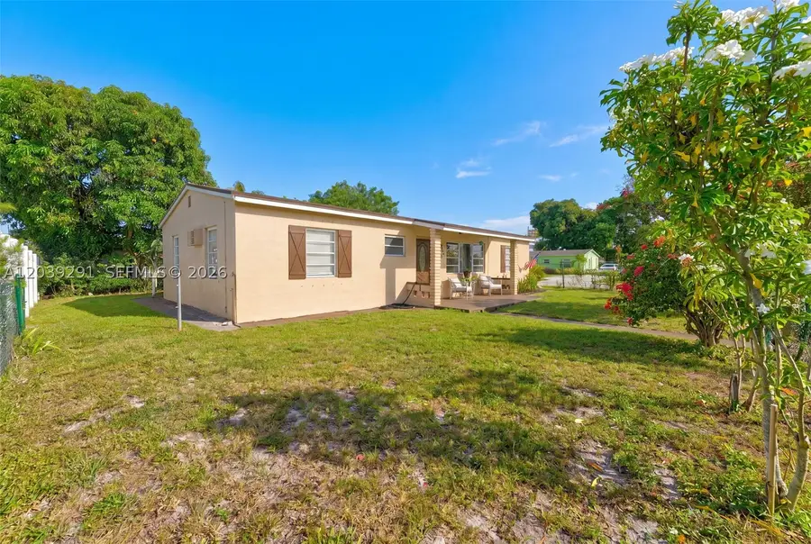 15535 NW 27th Pl, Miami Gardens, FL 33054 - #3