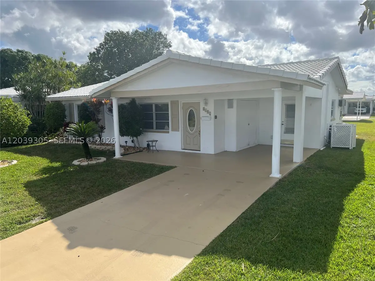 8604 NW 59th Pl, Tamarac, FL 33321 - #1