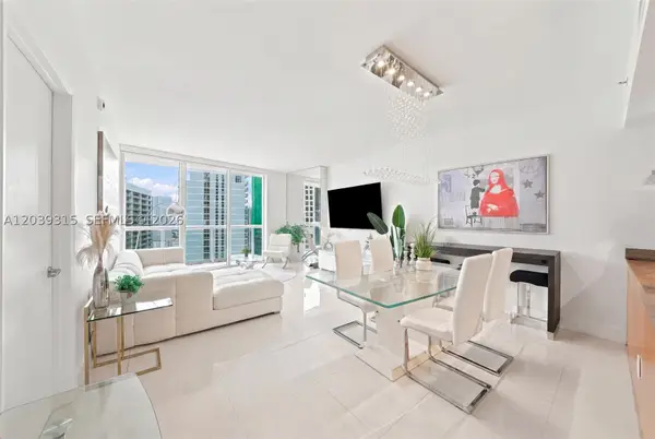 485 Brickell Ave #3707, Miami, FL 33131