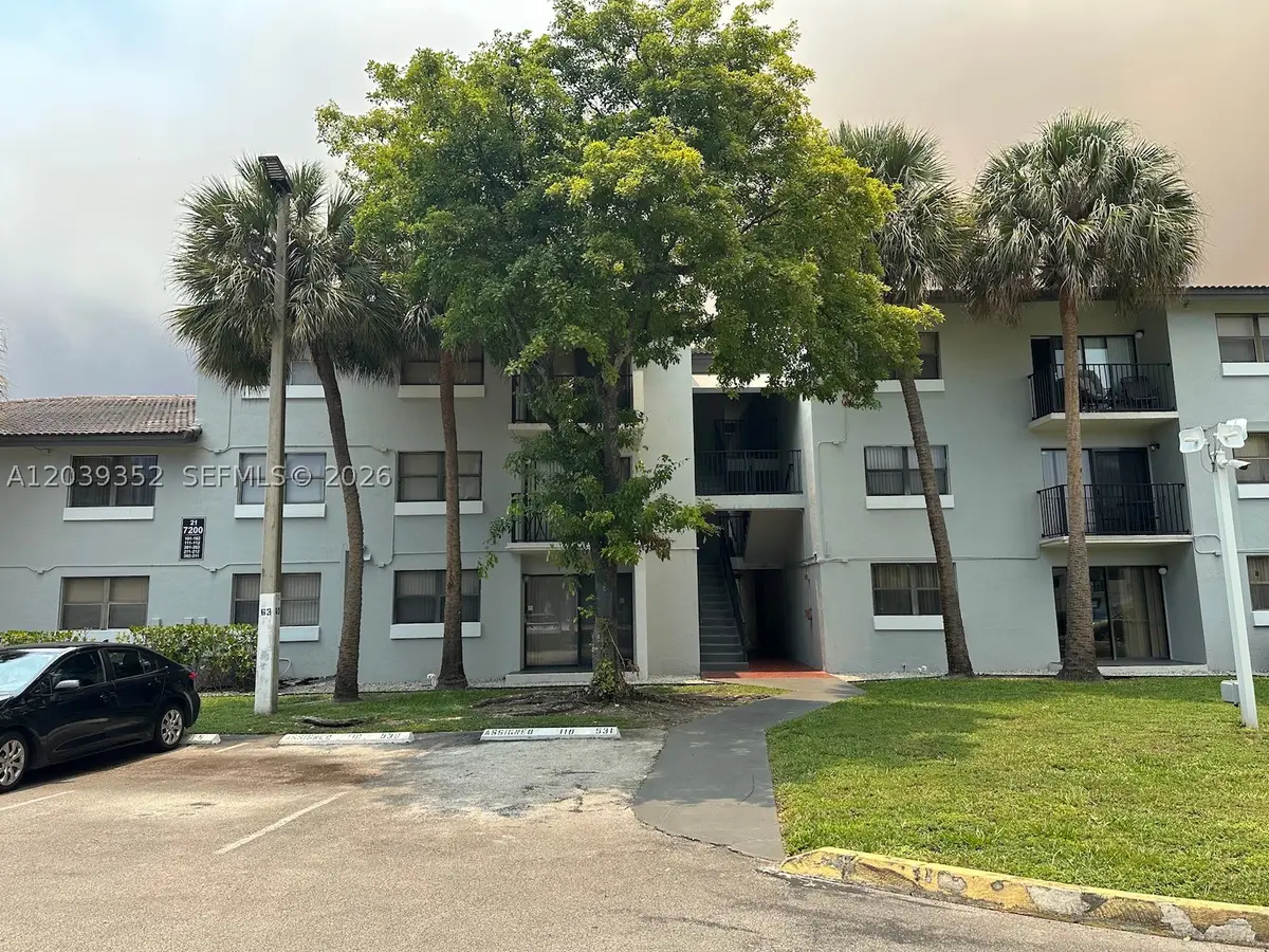 7200 NW 179th St #311, Hialeah, FL 33015 - #1