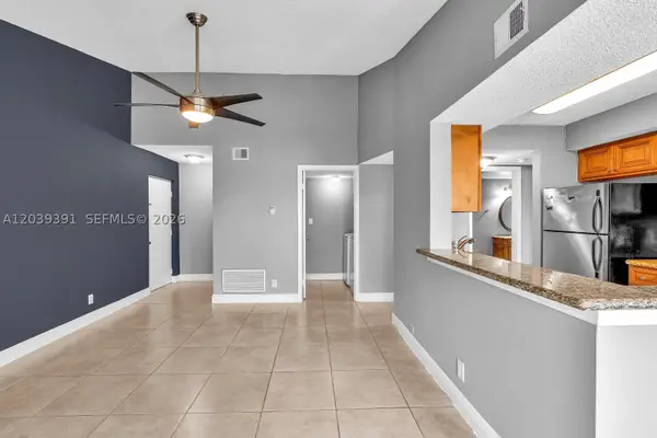 5740 Rock Island Rd #299, Tamarac, FL 33319