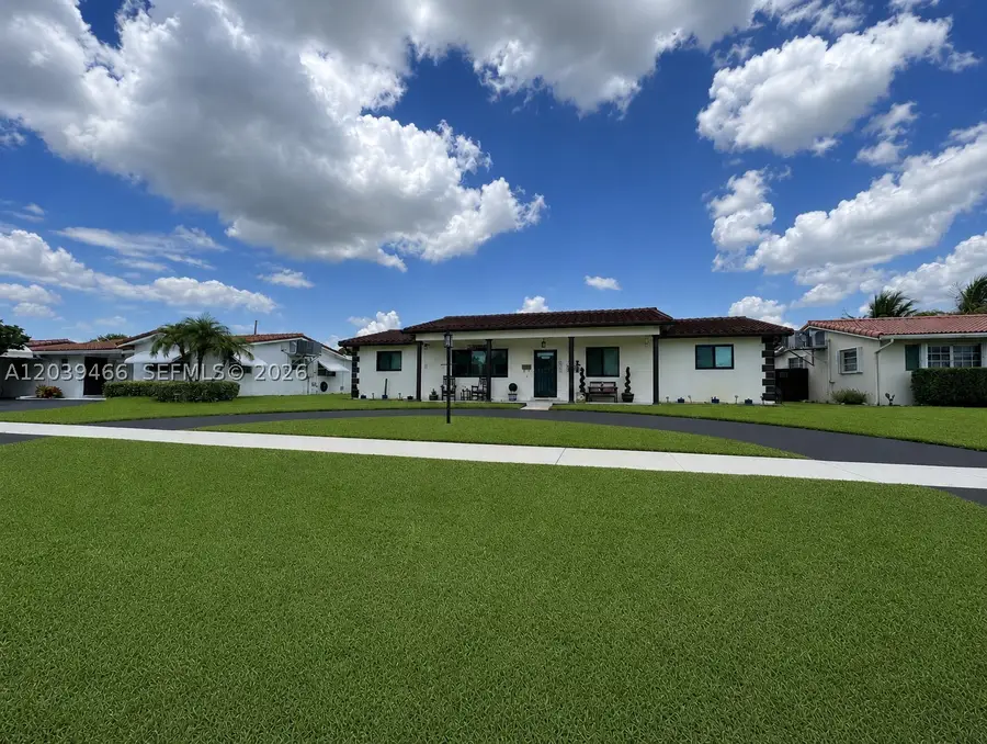 4301 Adams St, Hollywood, FL 33021 - #2
