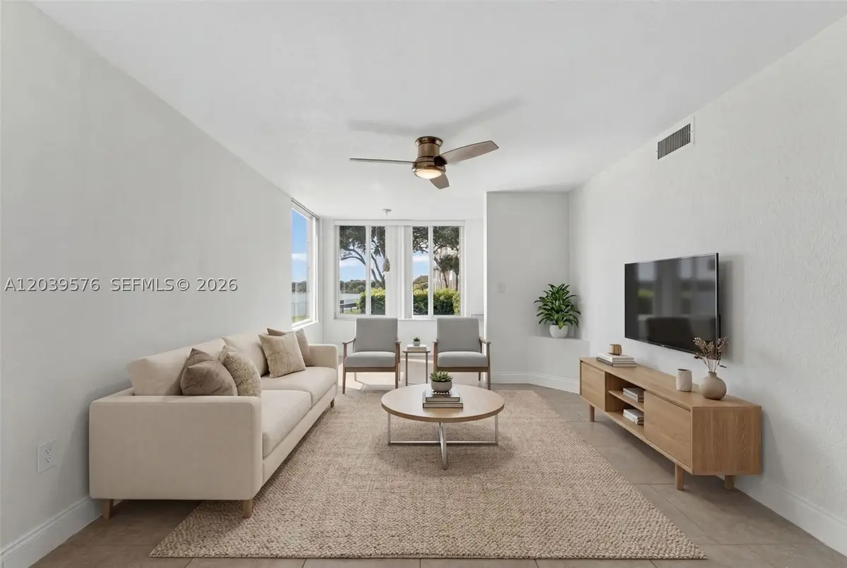 2841 N Oakland Forest Dr #110, Oakland Park, FL 33309 - #1