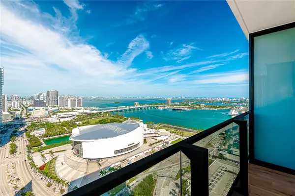 398 NE 5th St #2904, Miami, FL 33132