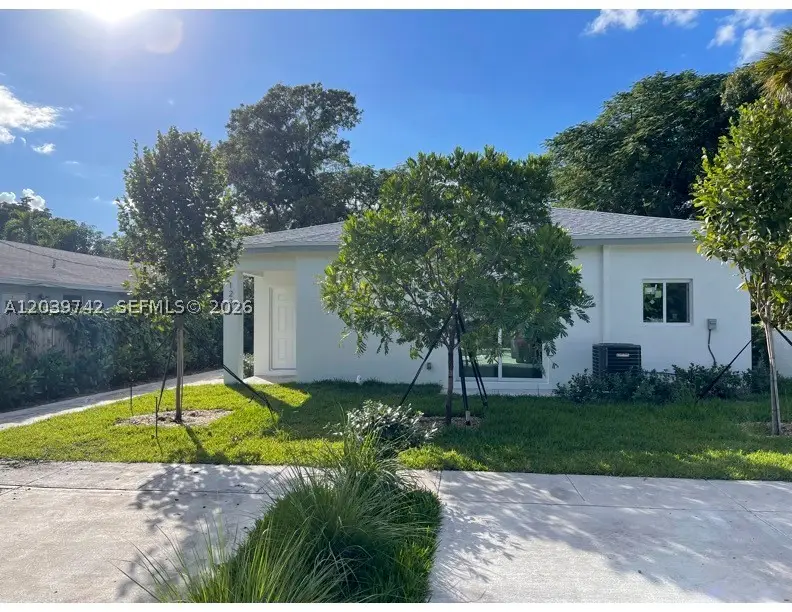 213 NW 12th St, Pompano Beach, FL 33060 - #2