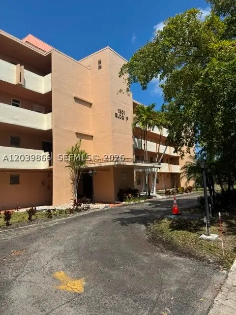 1301 NE 191st St #F403, Miami, FL 33179