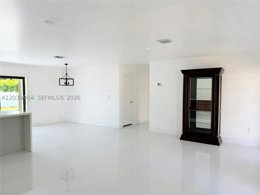 18133 SW 93rd Ave, Palmetto Bay, FL 33157 - #2