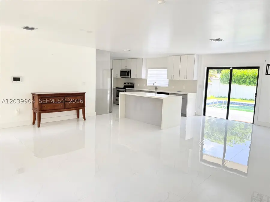 18133 SW 93rd Ave, Palmetto Bay, FL 33157 - #3