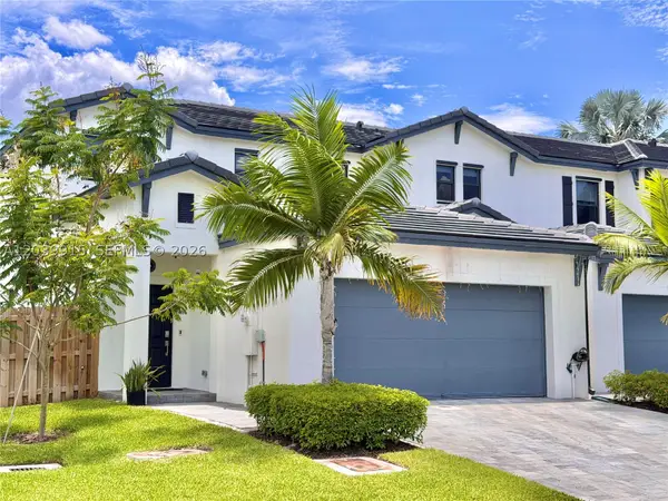 2950 Park Pl #5838, Dania Beach, FL 33312