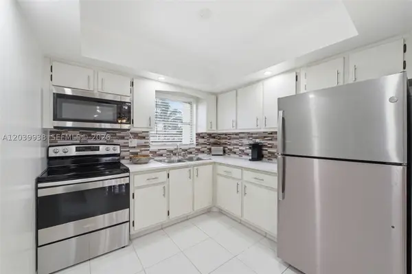 2894 E Crosley Dr E #D, West Palm Beach, FL 33415
