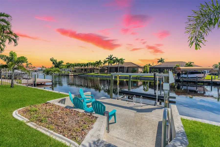 2219 SE 19 Pl, Cape Coral, FL 33990 - #2