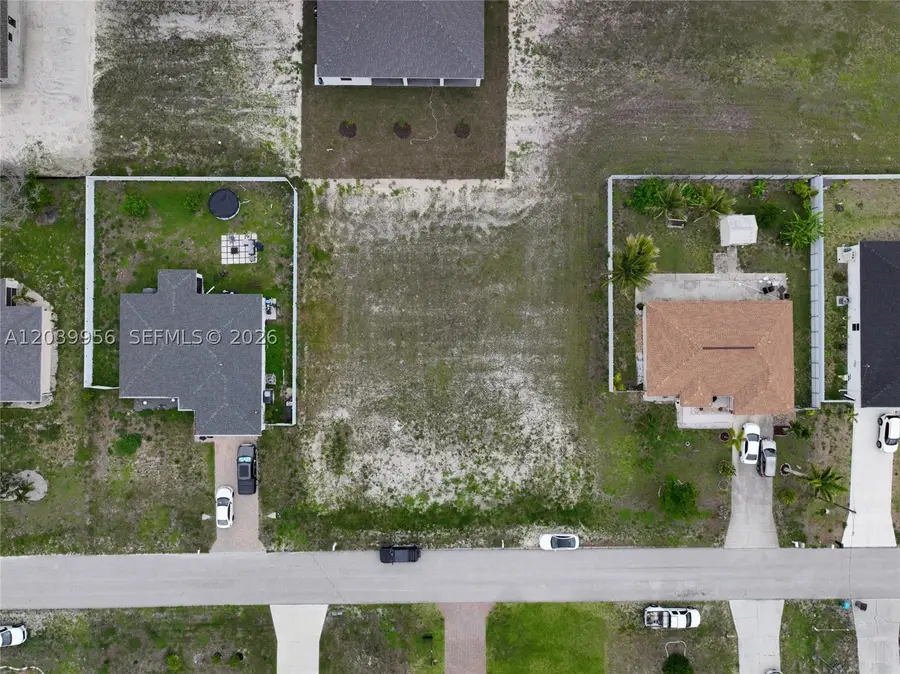 530 NW 23rd Ter, Cape Coral, FL 33993 - #2