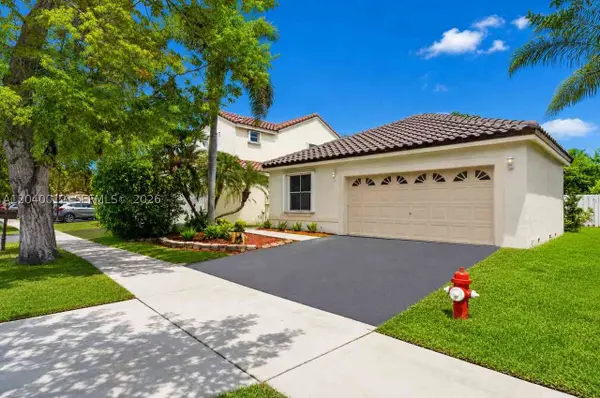 116 W Bayridge Dr, Weston, FL 33326