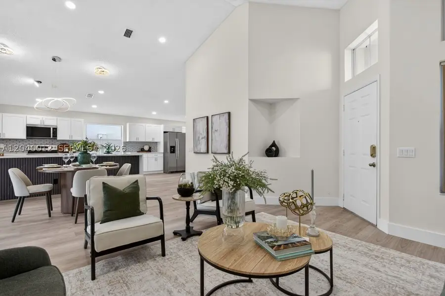 116 W Bayridge Dr, Weston, FL 33326 - #3