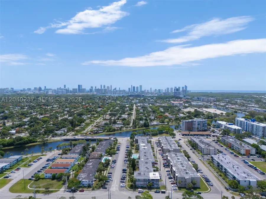1450 NE 170th St #115, North Miami Beach, FL 33162 - #3