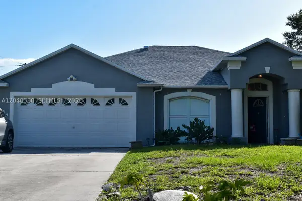 1834 SW Gemini Ln, Port St Lucie, FL 34984