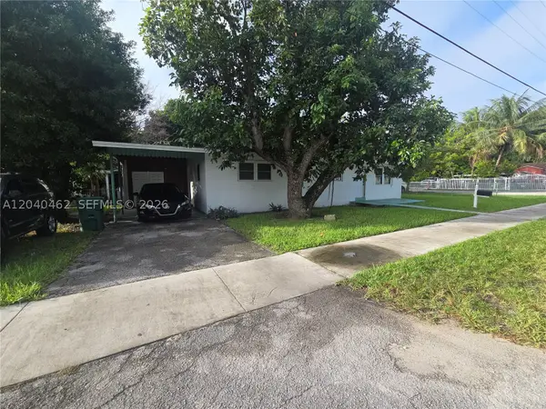 2990 NW 55th St, Miami, FL 33142