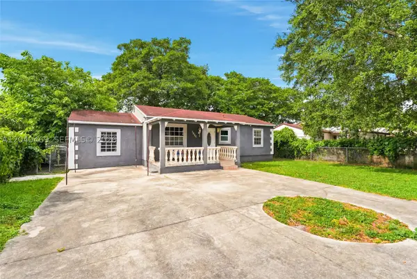 1427 NW 101st St, Miami, FL 33147