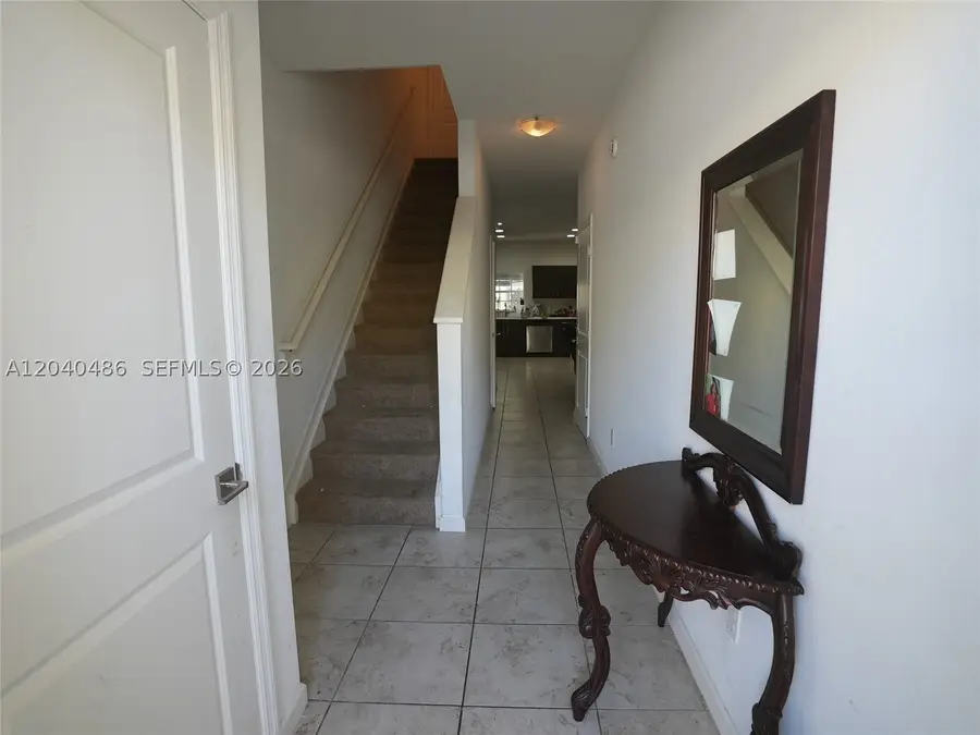 4037 NW 10th Pl, Plantation, FL 33313 - #2