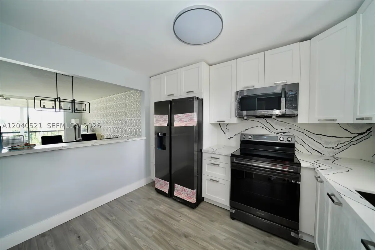 2541 Aragon Blvd #305, Sunrise, FL 33322 - #1