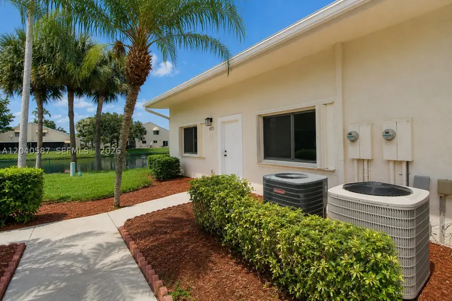 10213 NW 33rd St, Sunrise, FL 33351 - #2