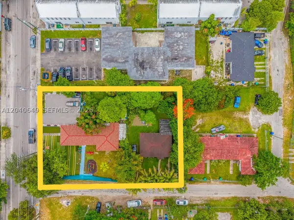 111 NW 77th St, Miami, FL 33150