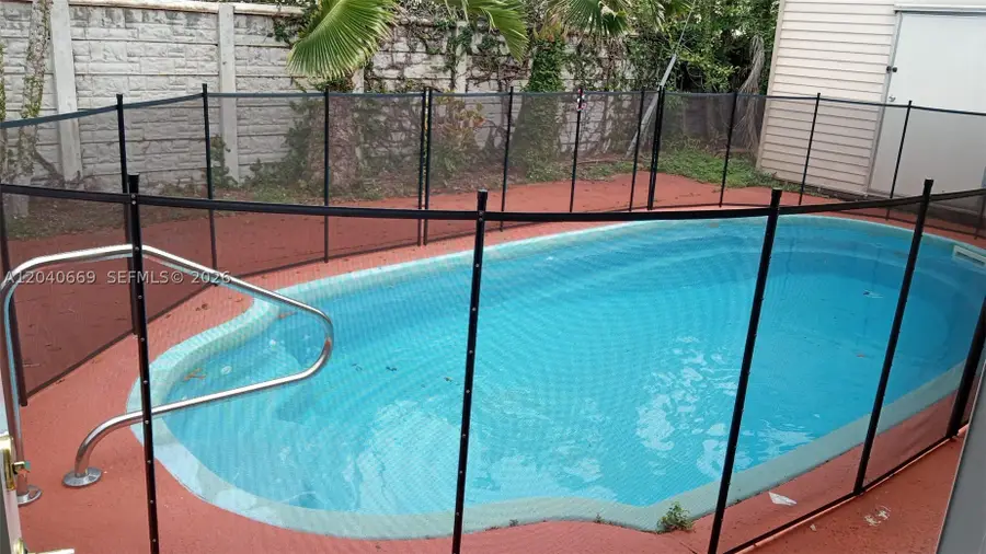 6645 Franklin St, Hollywood, FL 33024 - #3