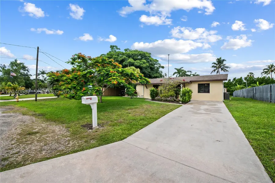 6839 Tradewind Way, Lake Worth, FL 33462 - #2