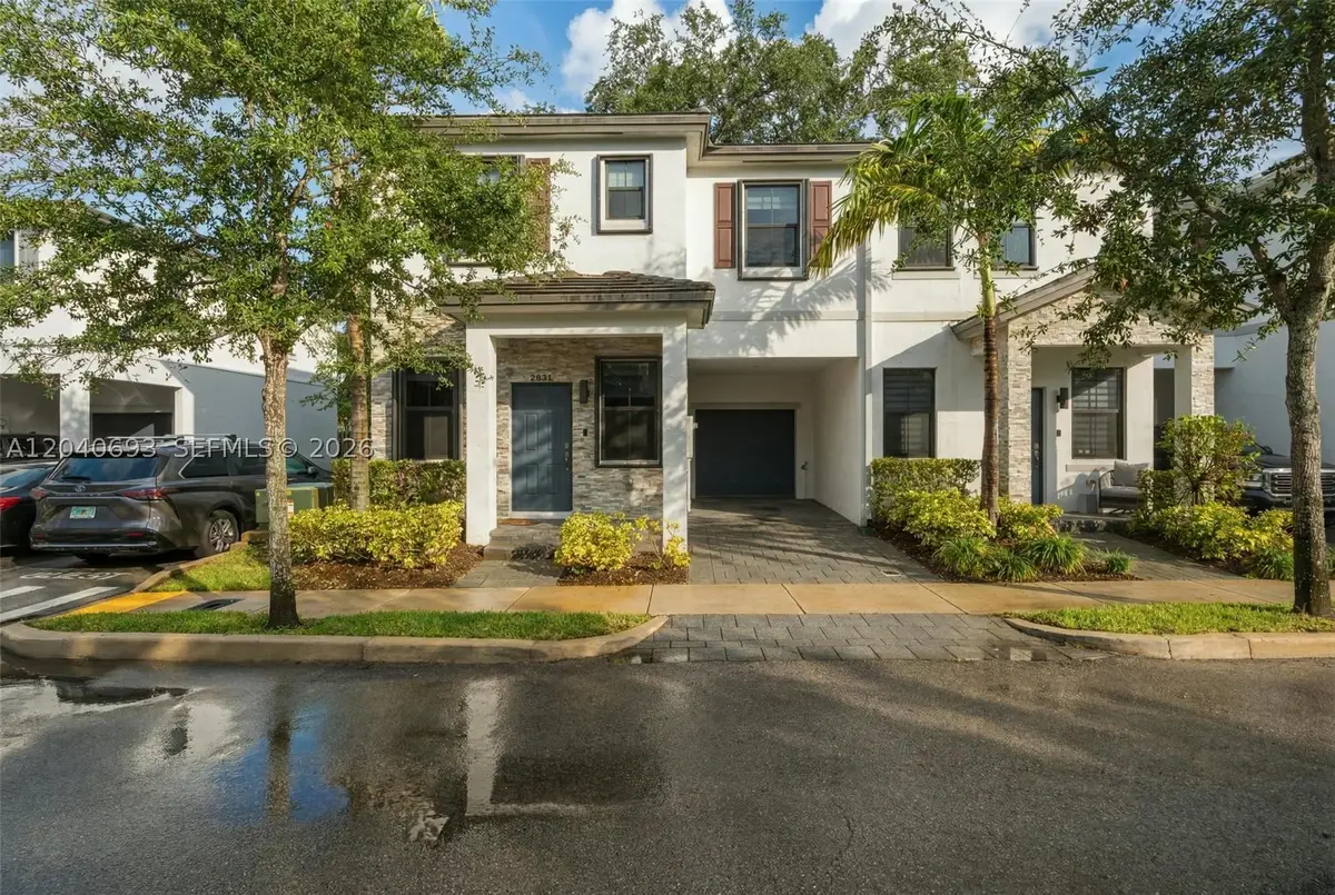 2821 SW 17th Ave, Fort Lauderdale, FL 33315 - #1