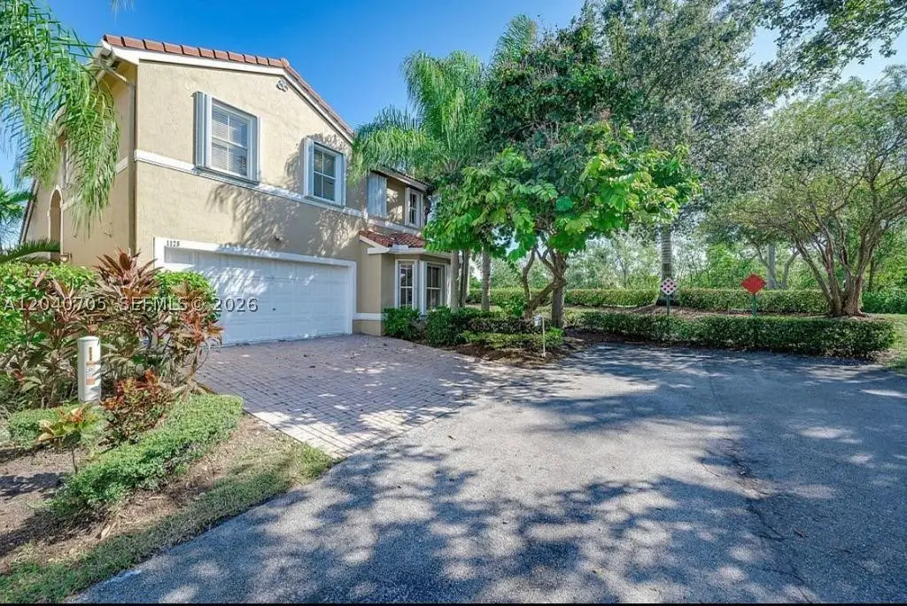 1125 Butternut Ln, Hollywood, FL 33019 - #1