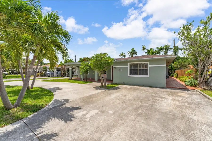 6860 SW 18th St, Miami, FL 33155 - #3