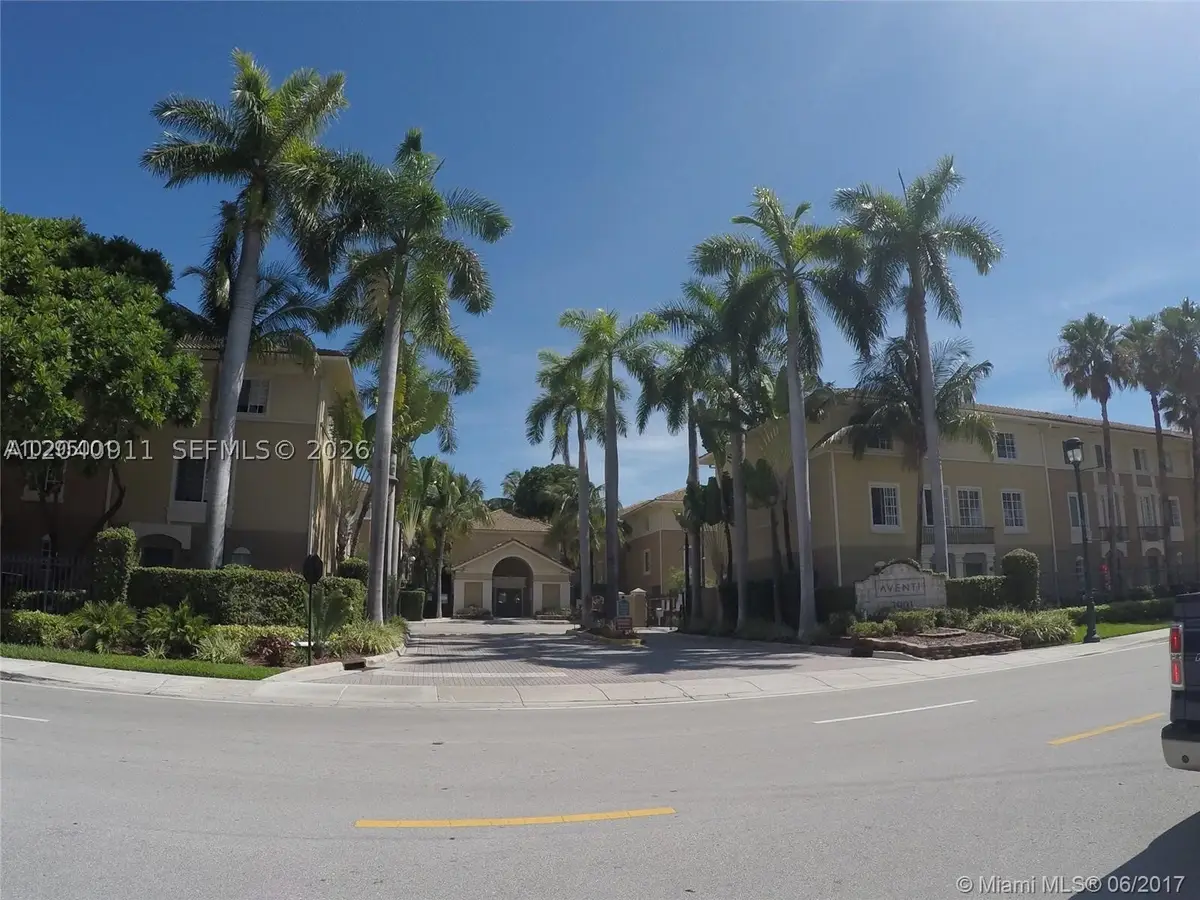 2921 NE 185th St #1202, Aventura, FL 33180 - #1