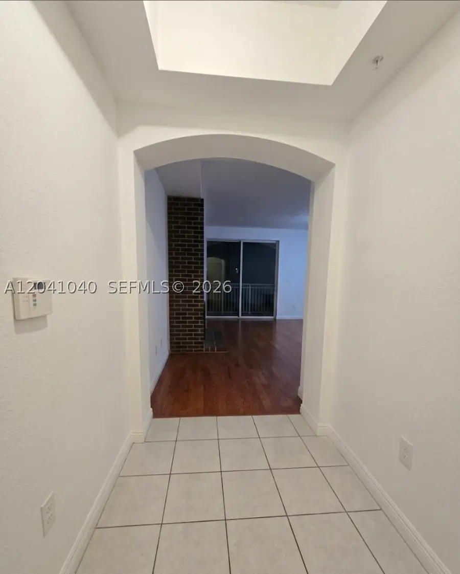 8936 W Flagler St #204, Miami, FL 33174 - #2